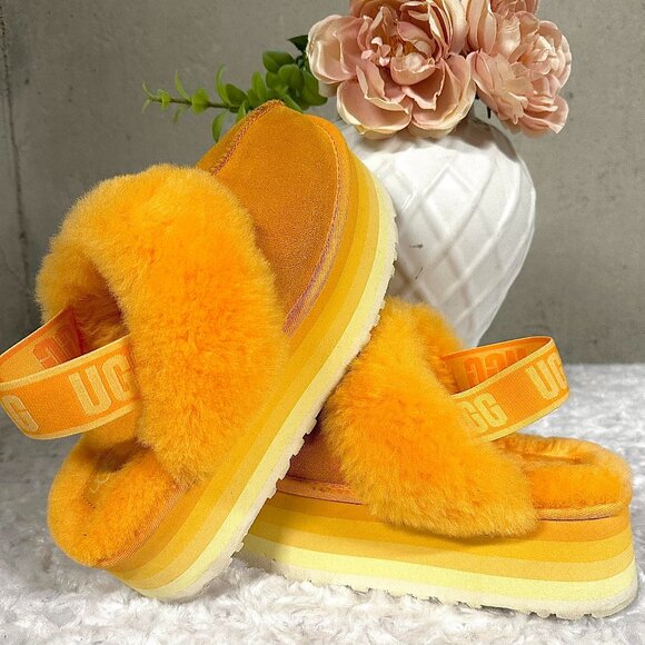 UGG Shoes - UGG Funkette Slingback Apricot Platform Slippers - Size 8